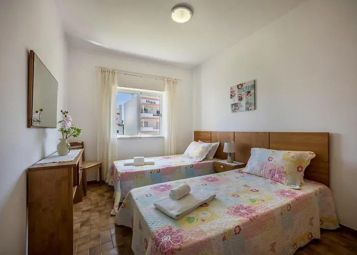 Daire Brites Nº3 Burgau