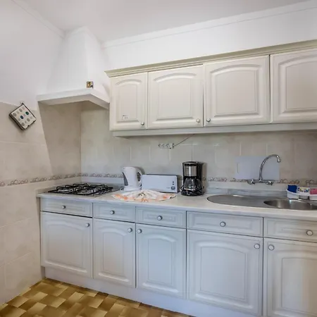 Apartamento Brites Nº3 *
